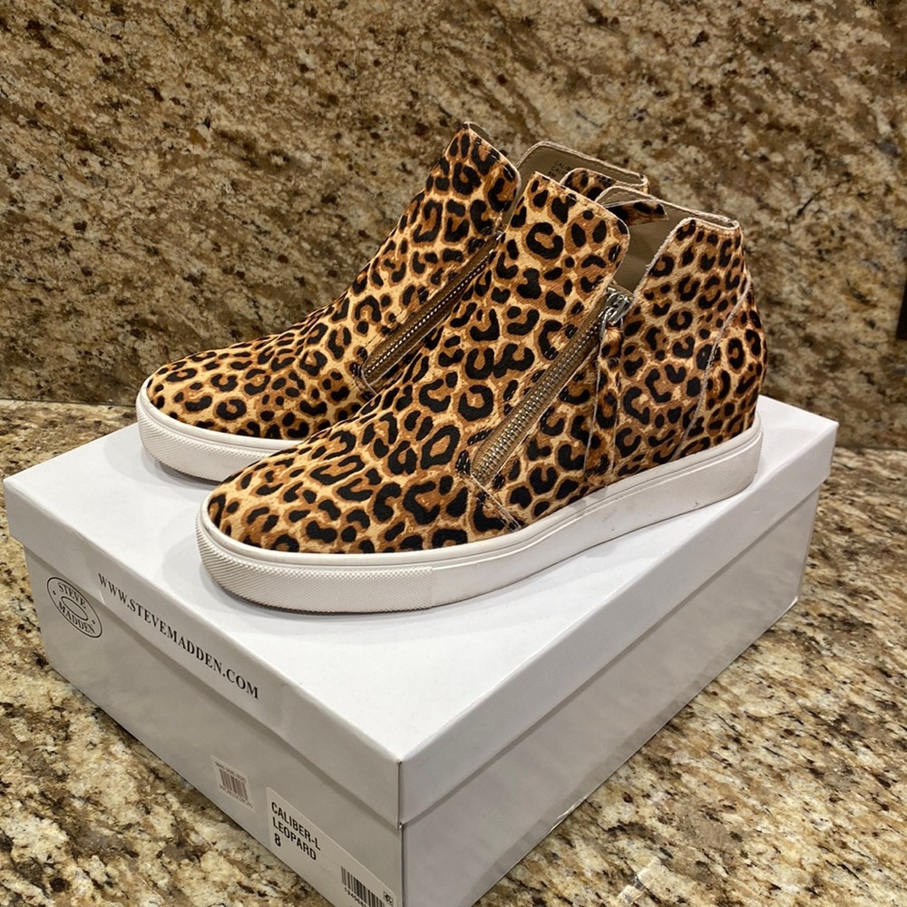 Steve Madden Caliber Leopard Wedge Sneaker Size 8